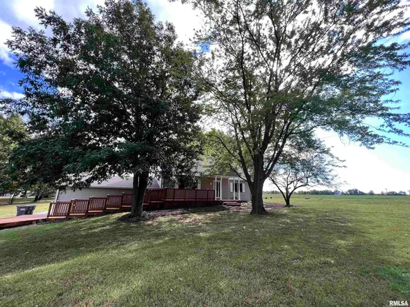 1310 Charles Ave, Carterville, IL 62918