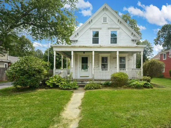23 Summer St, Northborough, MA 01532