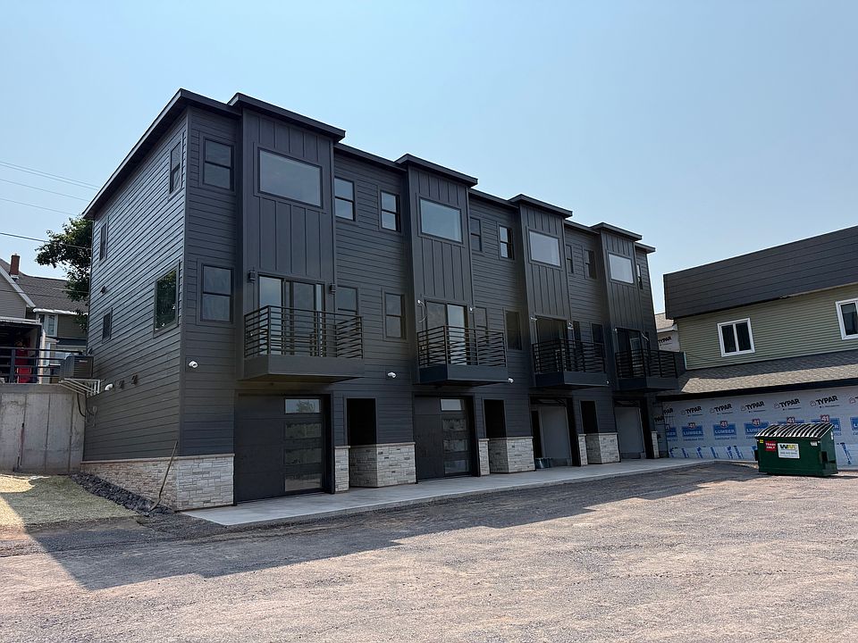 1st image of 401 Memorial Rd #4
