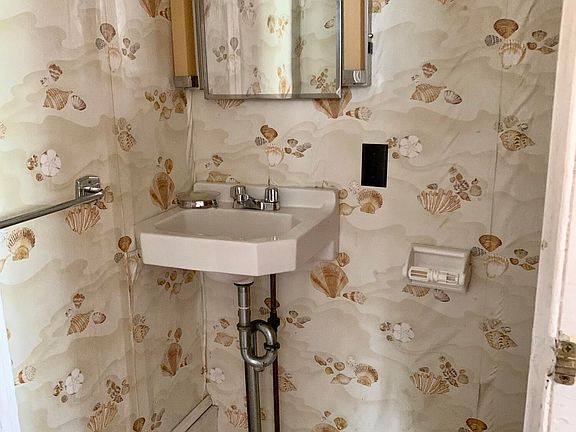 41st image of this home