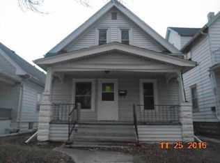 933 S 73rd St, West Allis, WI 53214