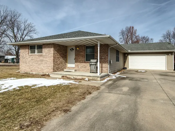 484 W 3rd St, Braidwood, IL 60408