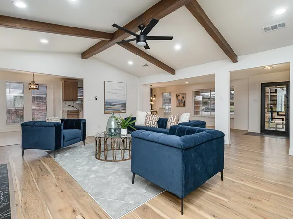 410 Ray Ave, Desoto, TX 75115