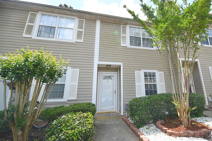1st image of 4712 Brookwood Dr