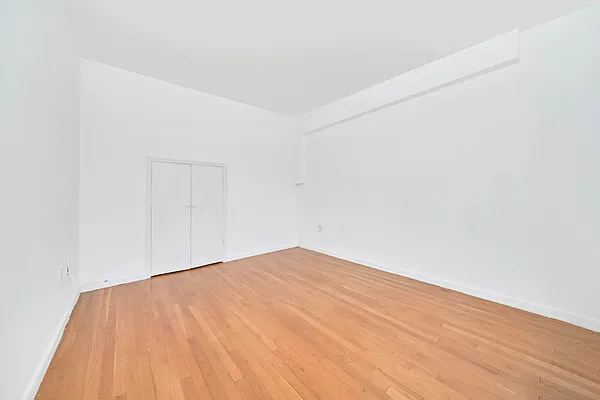 Rented by Living New York | media 17