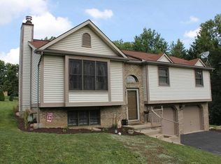 127 Mackall Dr, Beaver, PA