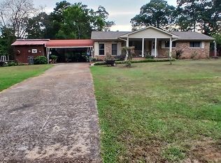 2845 Hunters Creek Rd, Carnesville, GA 30521