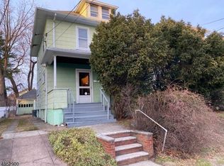 208 De Mott Ave, Clifton, NJ 07011