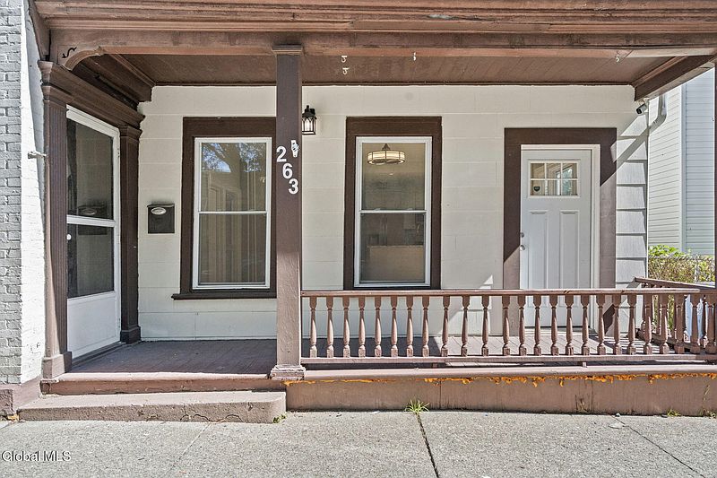 3rd image of 263 Remsen Street