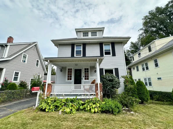 91 Davis St, Quincy, MA 02170