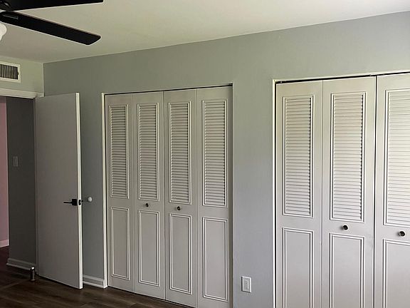 4th image of 412 Meadow Woods Ln APT 412