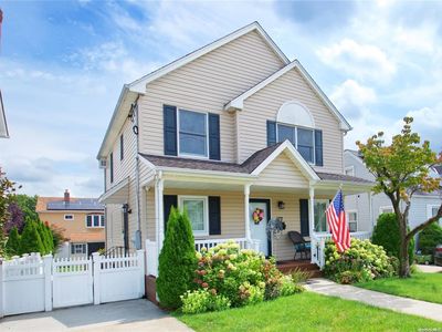 172 Lincoln Road, Franklin Square, NY, 11010