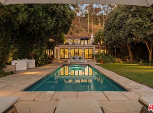 705 Palisades Beach Rd, Santa Monica, CA 90402