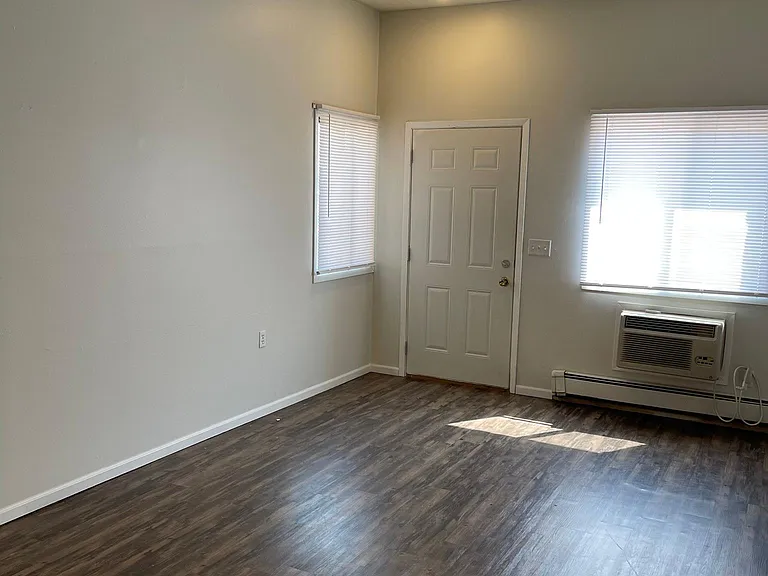 440 S Johnson St #9 — Photo 6
