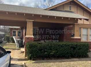 219 S Montreal Ave, Dallas, TX 75208