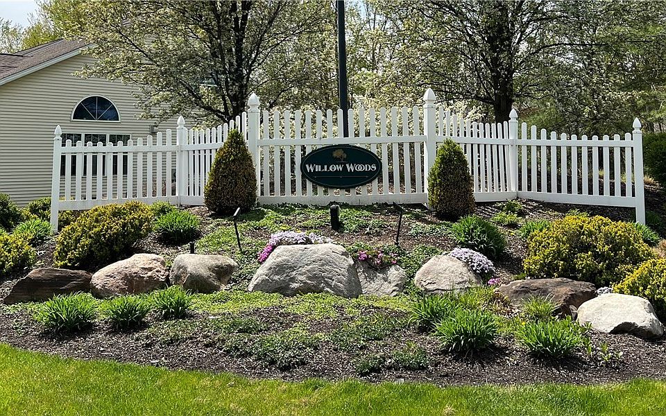 2a Willow Woods Dr North Olmsted, OH Zillow Apartments for Rent in