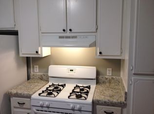 1024 W Mill Dr NW, Kennesaw, GA 30152