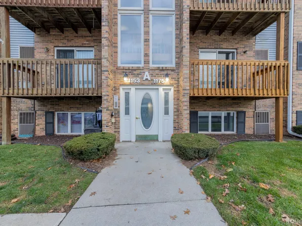 1171 Shoemaker Dr, Westland, MI 48185