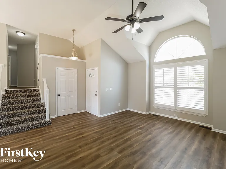 15049 W 145th St — Photo 4