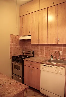 Rented by Winzone Realty Inc | media 7