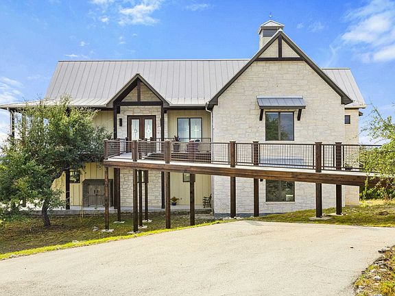 3rd image of 1600 Brushy Ridge Trail