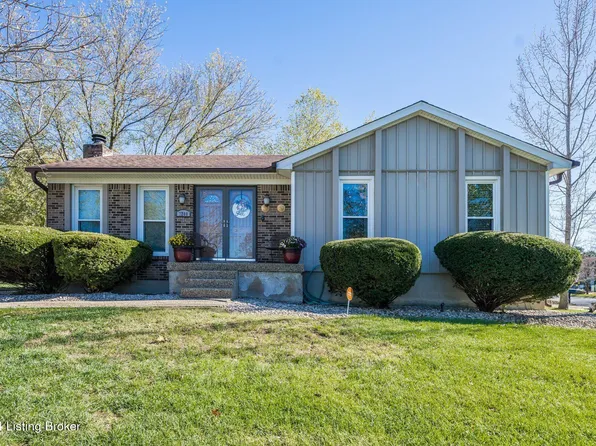 7200 Chestnut Tree Ln, Louisville, KY 40291