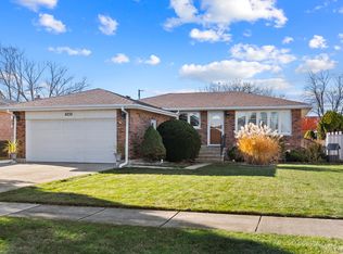 8232 S Ferdinand Ave, Bridgeview, IL 60455