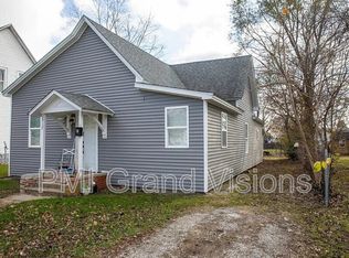 2917 Pine Ave #2, Mattoon, IL 61938