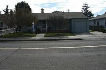2nd image of 715 Sybil Ave