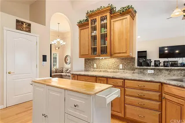 10692 Sunset Ridge Dr — Photo 13