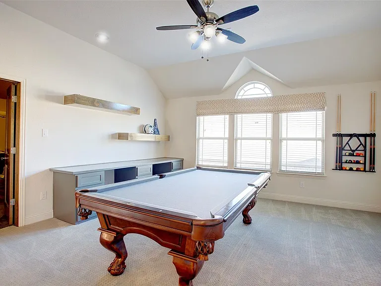 214 Heatherstone Dr — Photo 30
