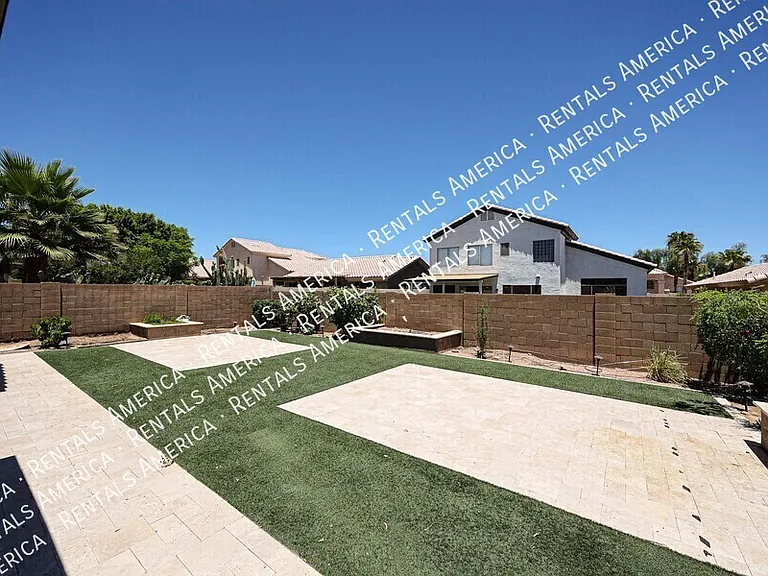 4616 E Summerhaven Dr — Photo 43