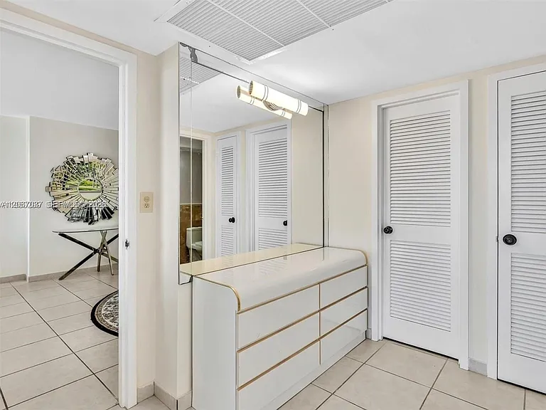3140 S Ocean Dr #206 — Photo 27