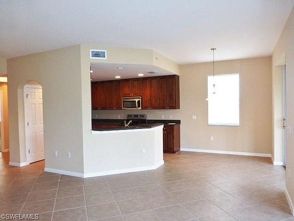 5th image of 8723 Coastline Ct