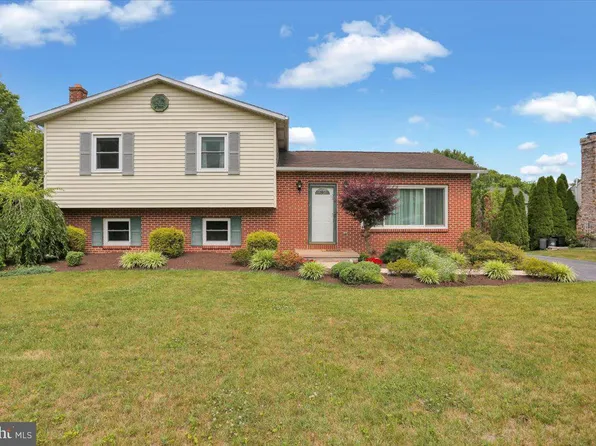 56 Wingert Rd, Wyomissing, PA 19610