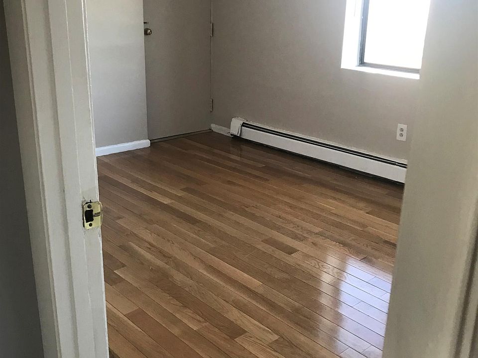 2nd image of 274 Washington St #41