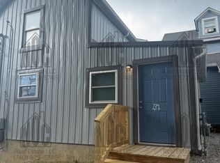 724 E Main St APT B, Lancaster, OH 43130