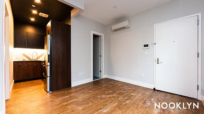 Rented by Nooklyn NYC LLC | media 9