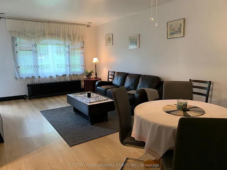 49 Arcadian Cir — Photo 5