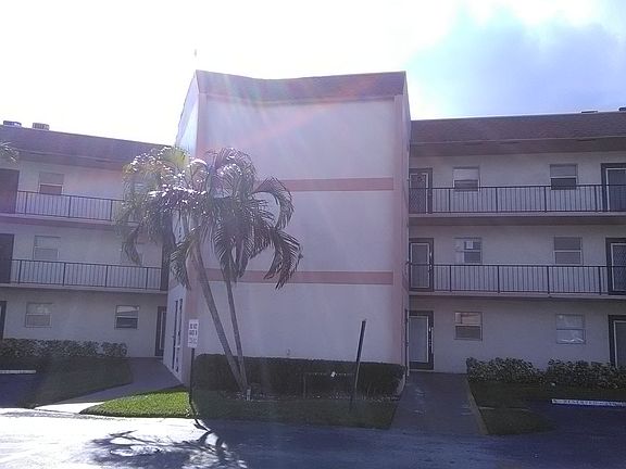 3rd image of 8300 Sands Point Blvd APT 204K