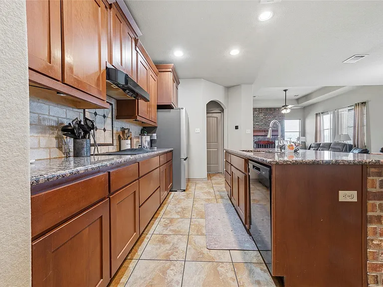 8318 Campeche Bay Pl — Photo 13