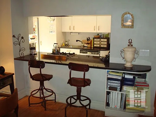 Rented by Halstead Real Estate | media 27