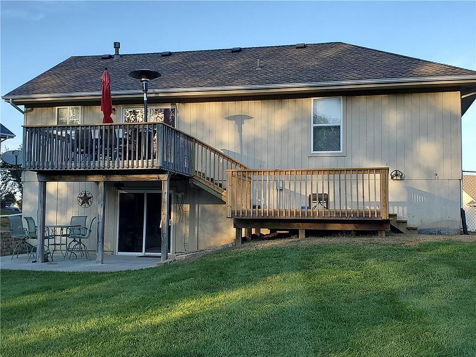 2nd image of 19300 Diamond Ln