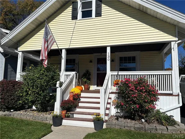 130 Pershing Ave, Syracuse, NY 13208