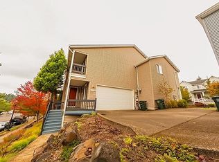 10775 SW Celeste Ln, Portland, OR 97225
