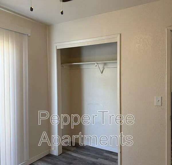 720 E Elm Ave #D — Photo 5