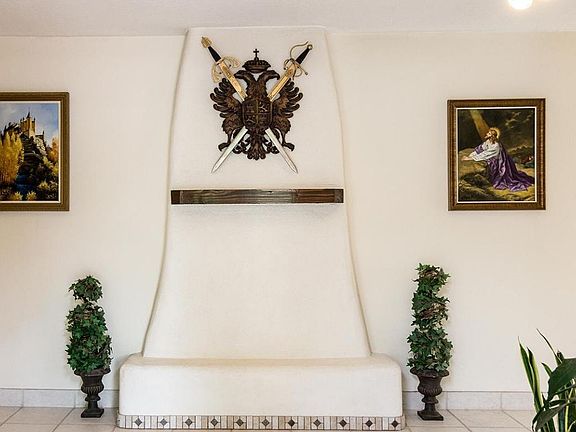 5th image of 1507 Camino Ecuestre NW
