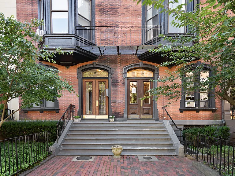 233 Beacon St #11 — Photo 11