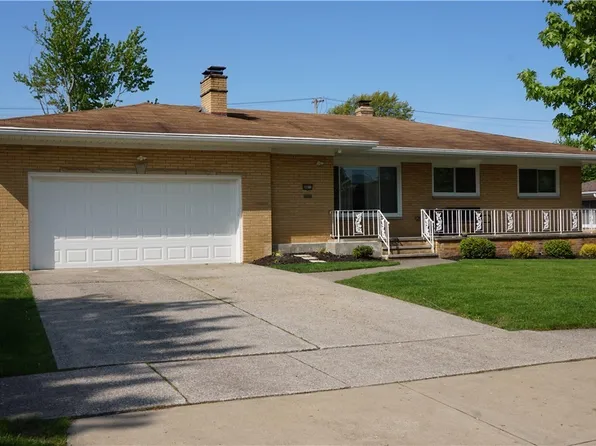 14611 Robert Dr, Middleburg Heights, OH 44130