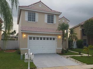 19120 NW 10th St, Pembroke Pines, FL 33029
